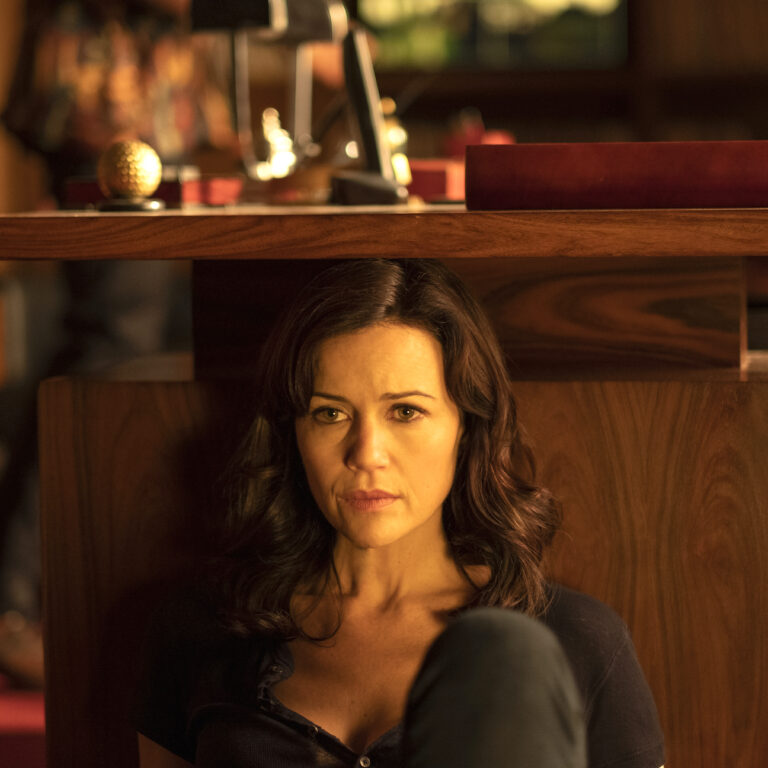 Jett-Cinemax-Finale-Gugino