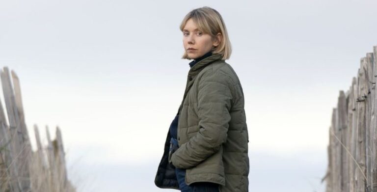 KAREN PIRIELAUREN LYLE as Karen Pirie.