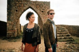 BERGERAC_S2_MB_19_09_25_0271_XT500040-scaled